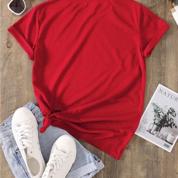 Women’s NWT Red Leopard Heart Graphic Tee - Picture 2 of 5